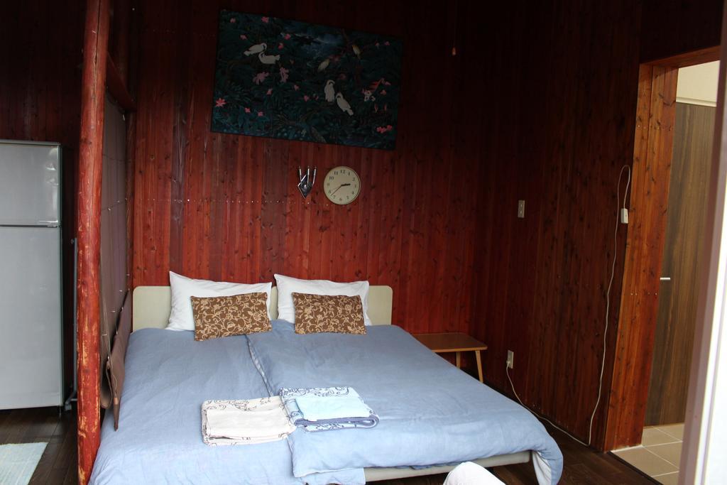 Guest House Miyakojima Exteriör bild